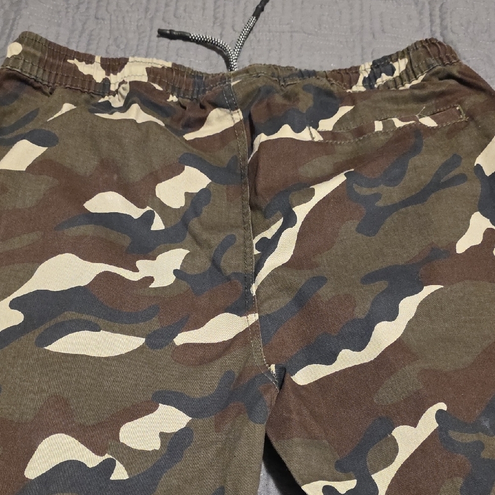 Ray-Ban Camouflage Patterned Apparel - Picture 5 of 6